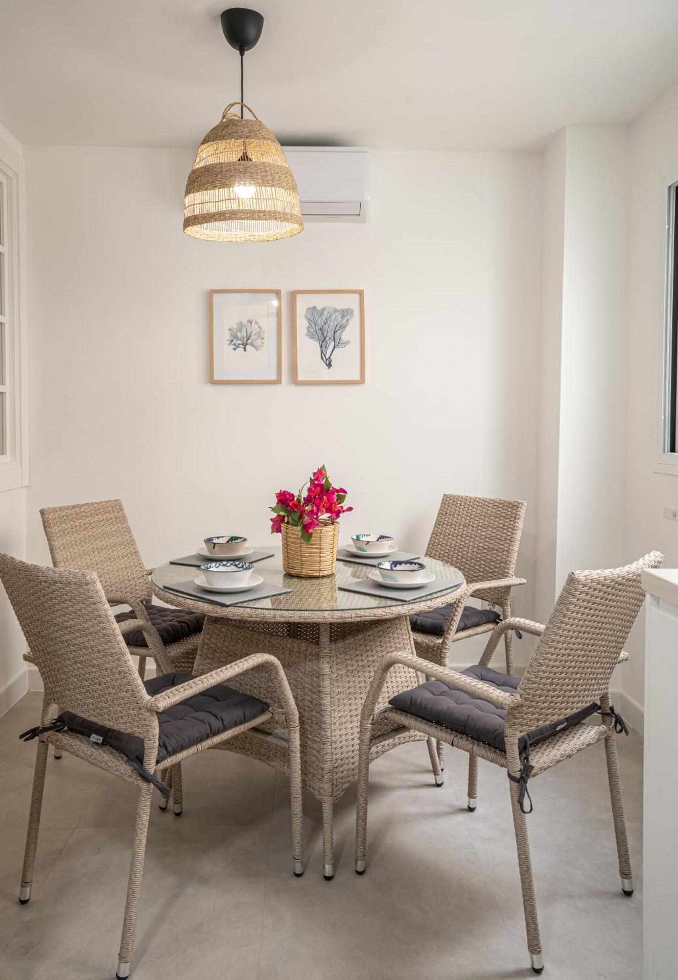 Apartment Center Soho Deluxe マラガ エクステリア 写真